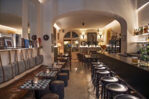Lavoro_Barman_CampoDeiFiori1